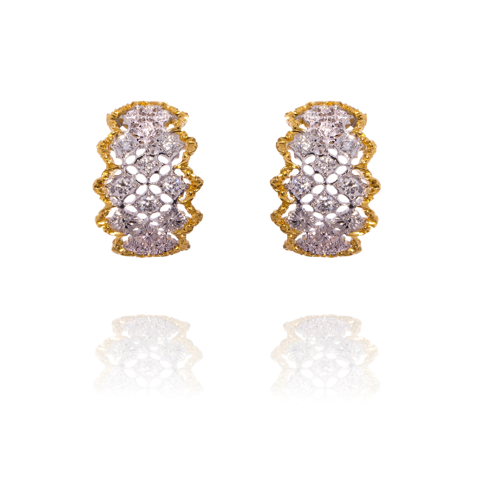 18KT gouden opengewerkte oorsieraden met diamant