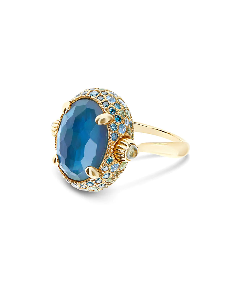 Geelgouden ring met london blue topaas, groene saffier, parelmoer