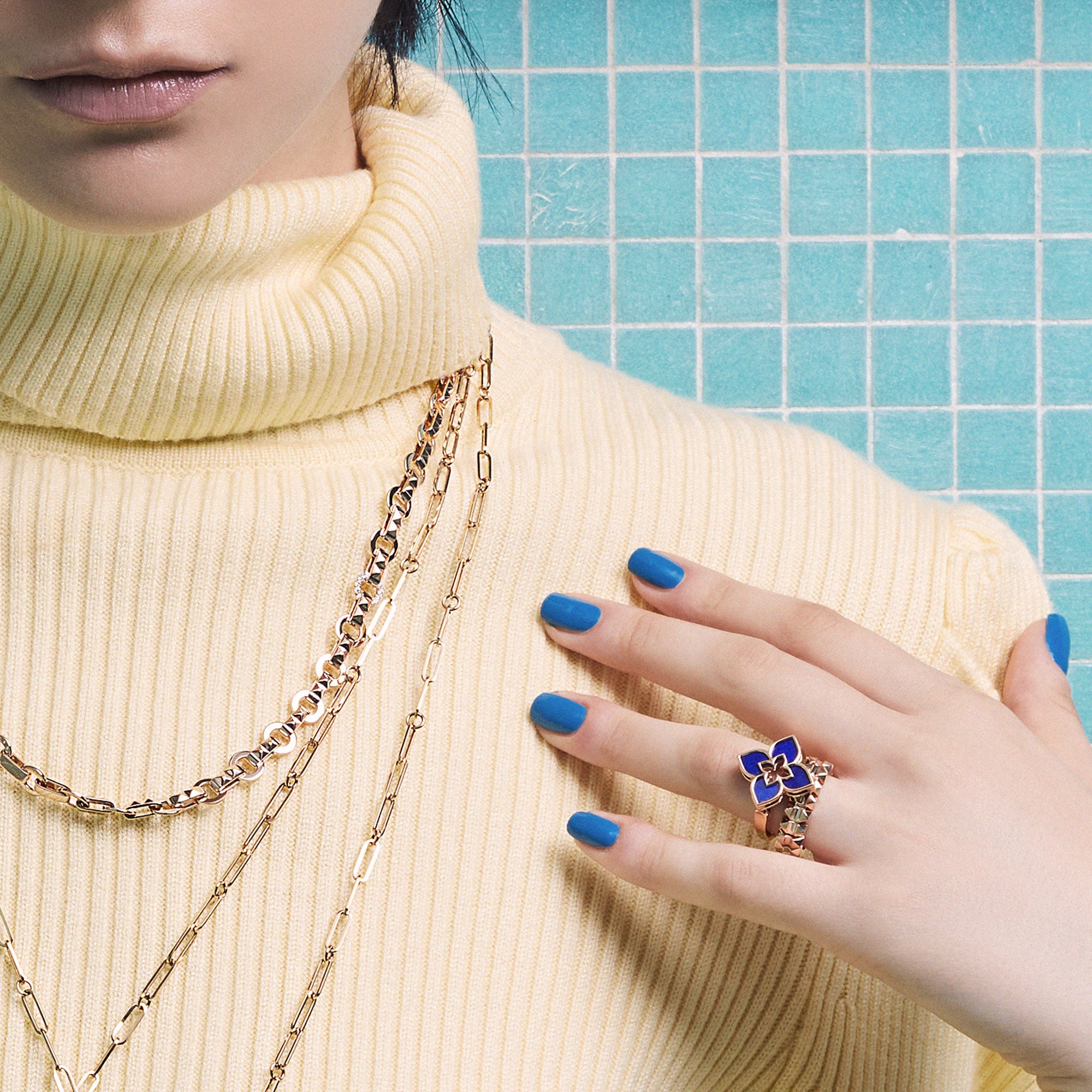 ROSÉGOUDEN RING MET LAPIS LAZULI ''PRINCESS FLOWER''