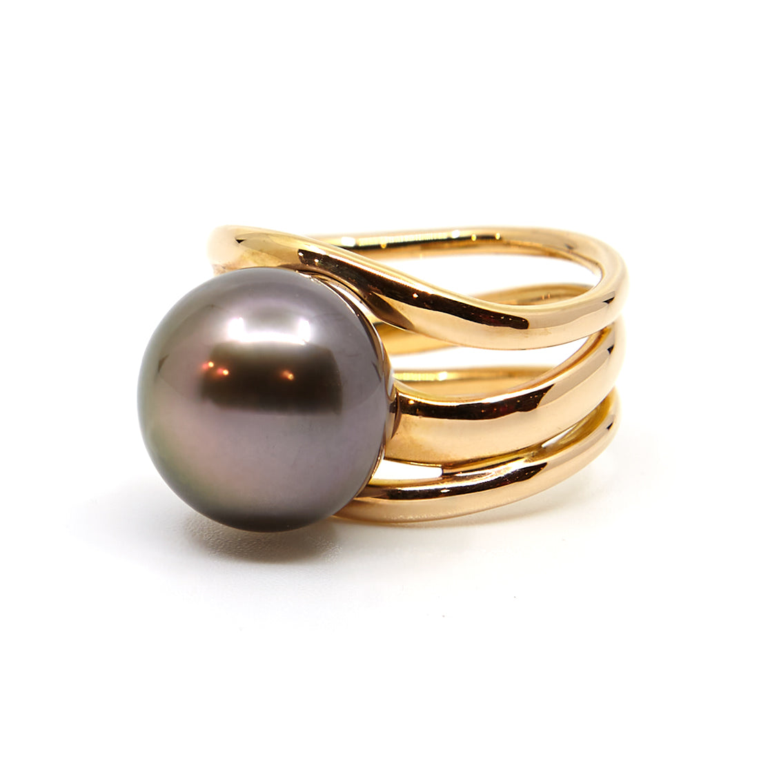 Rose gold ring with tahiti pearl