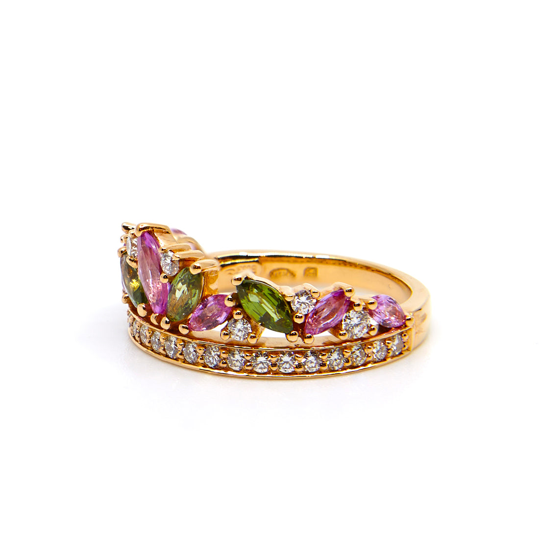Rose gold ring with sapphire and diamond