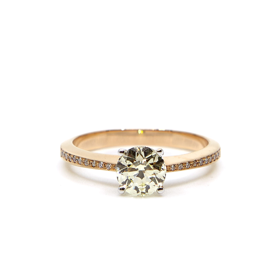 Roségoldener Solitärring mit Diamant