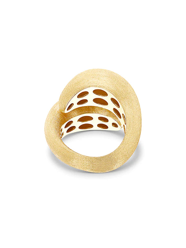 Yellow gold ring with hand engraving ''Trasformista''