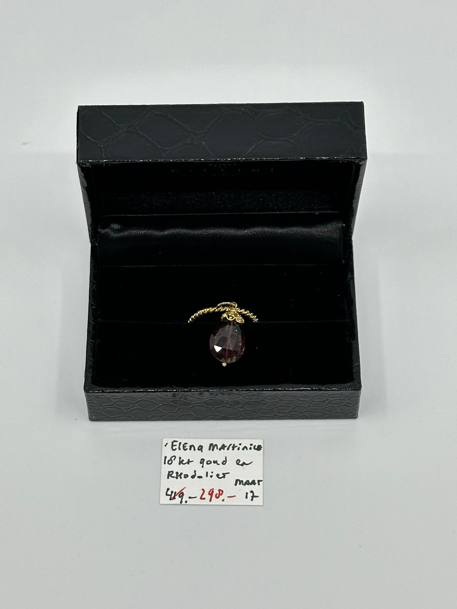 ELENA MARTINICO 18KT GOUDEN RING MET RHODOLIET