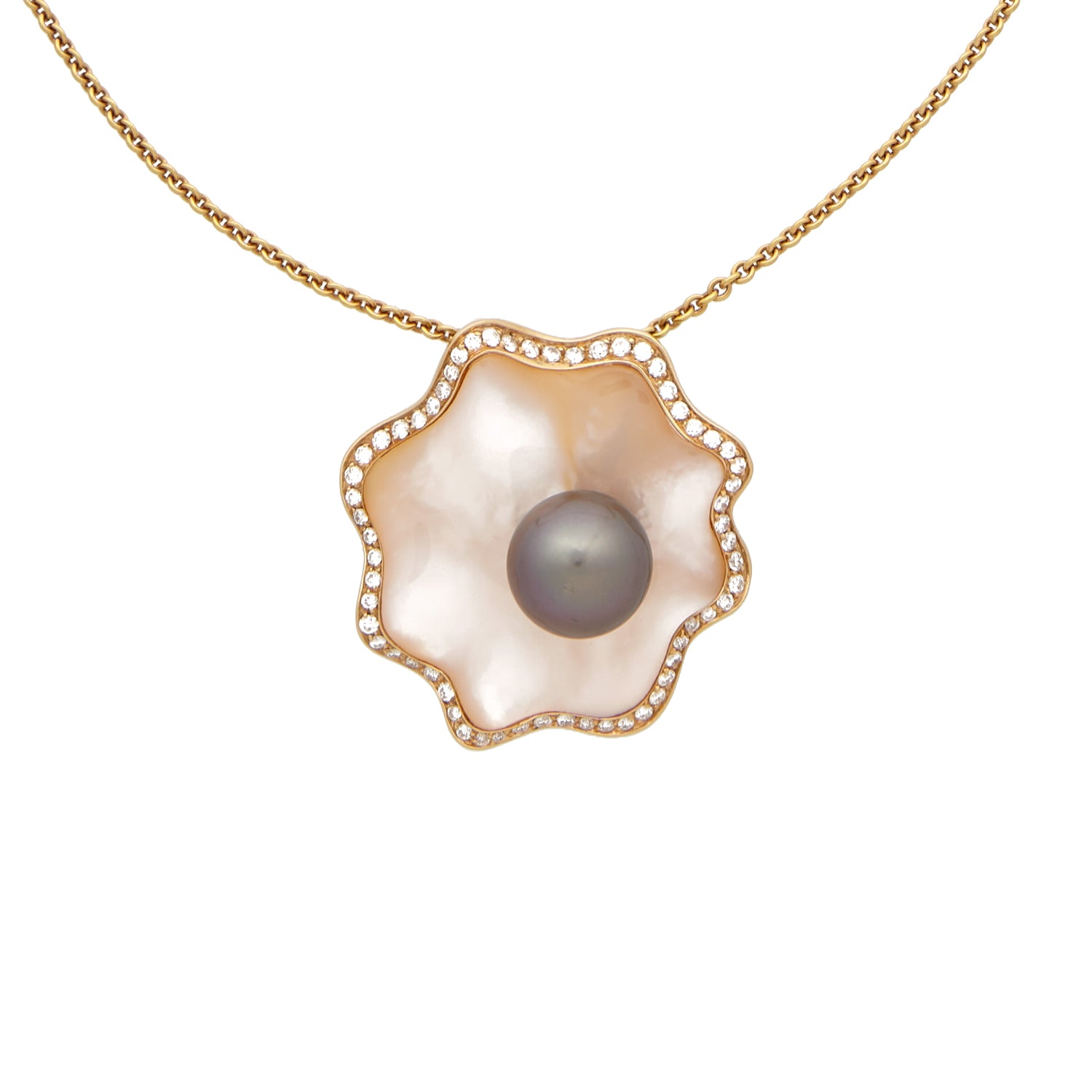 Rose gold necklace with pendant of mother of pearl, tahiti pearl and diamond