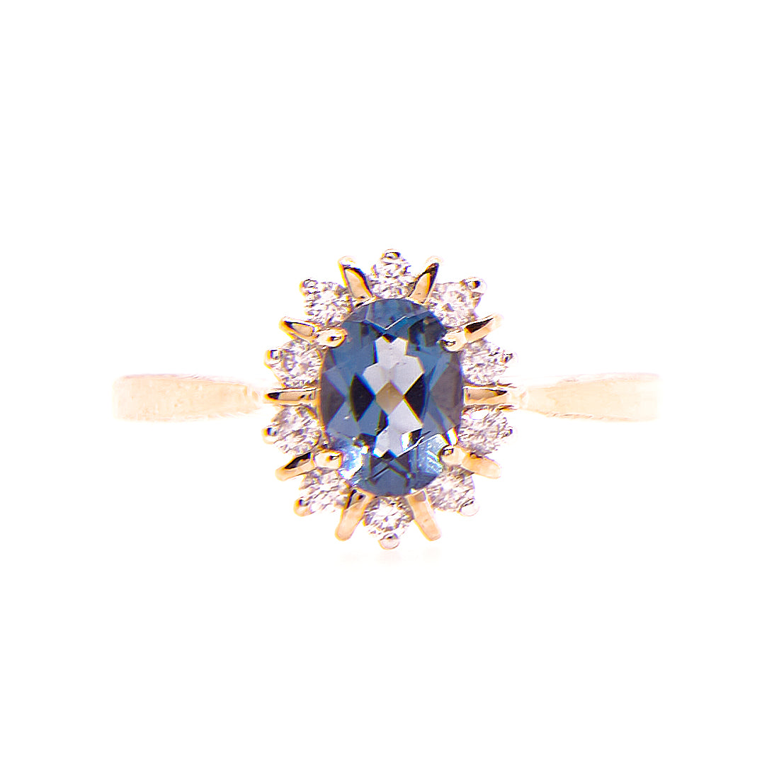 Entourage-Ring aus 14 Karat Gelbgold mit Londoner Blautopas und Diamant