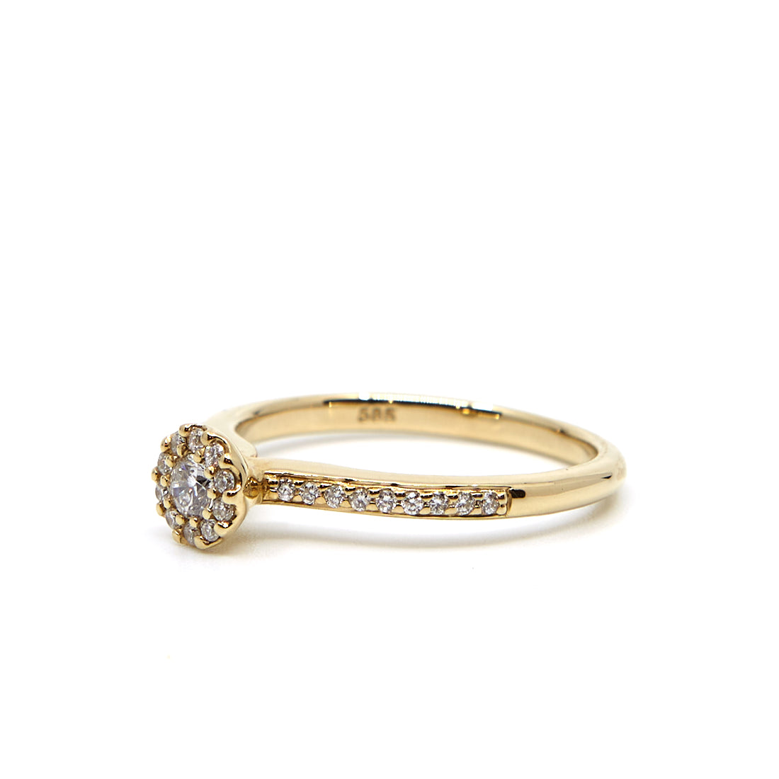 Yellow gold ring with diamond 